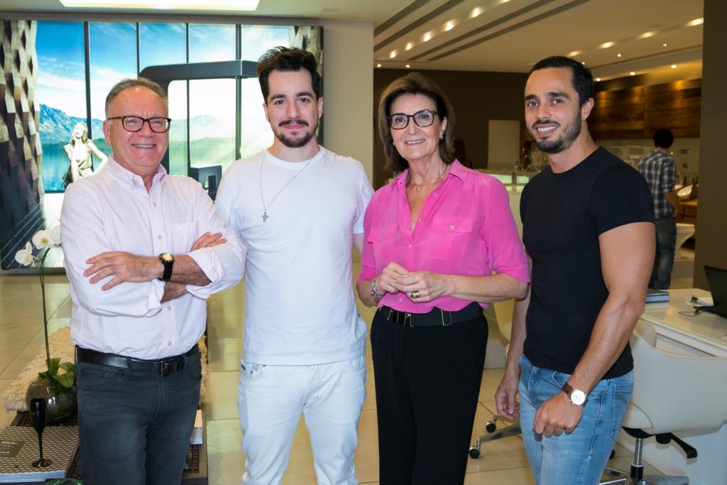 RRM_TV_CASACOR_DECA_(RafaelRenzo)-57-ROBERTO DIMBERIO_MURILO WEITZ_CRISTINA FERRAZ_FABIO BASANI