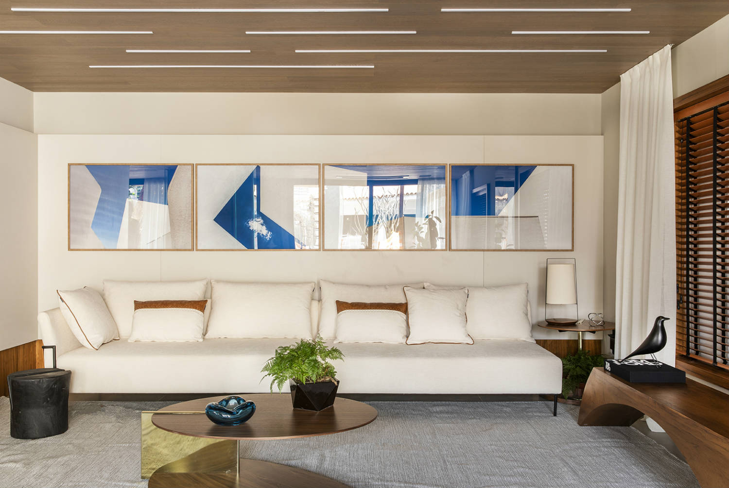 Sala de Estar; Branco; Decoração; Minimalismo; CASACOR